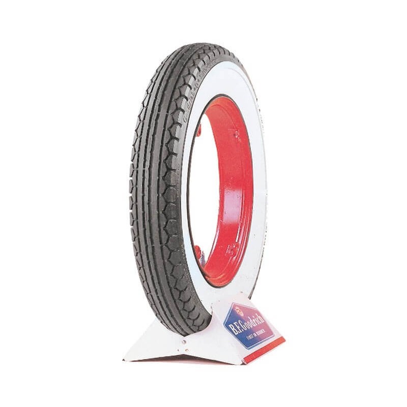 Flanc à liseret rouge pour pneu en 14 pouces
